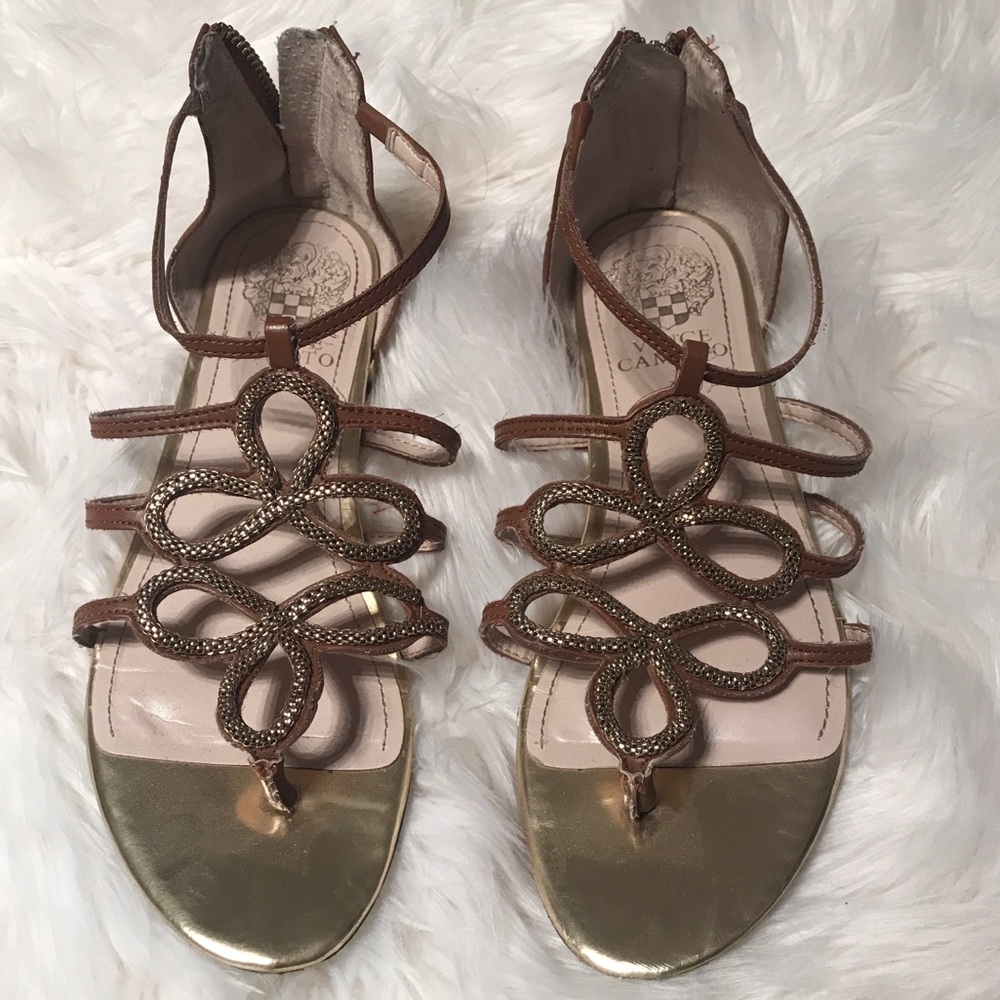 Vince Camuto Sandals 👡